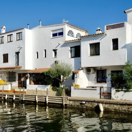 Holiday home Casa Pelagia, Maison De Pecheur Avec Amarre *