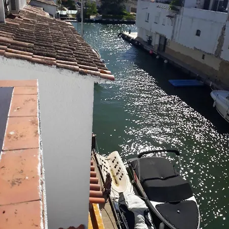 Casa Pelagia, Maison De Pecheur Avec Amarre, Sejour Cinq Nuits Minimum بيت للعطل إمبوريابرافا